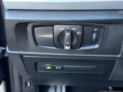 Used 2016 BMW M235i Coupe image 17