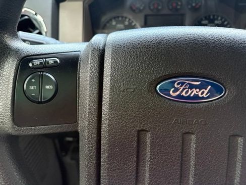 Used 2009 Ford F350 4x4 Crew Cab DRW Super Duty image 16