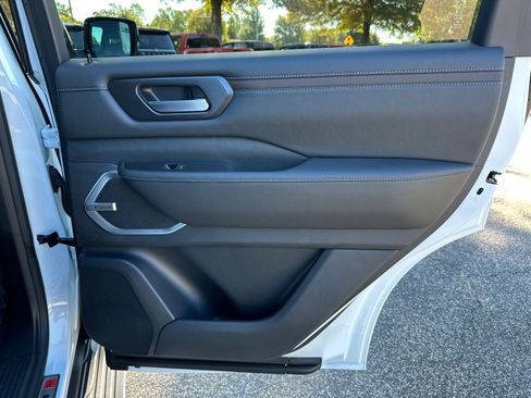 New 2026 Nissan Armada Platinum Reserve image 17