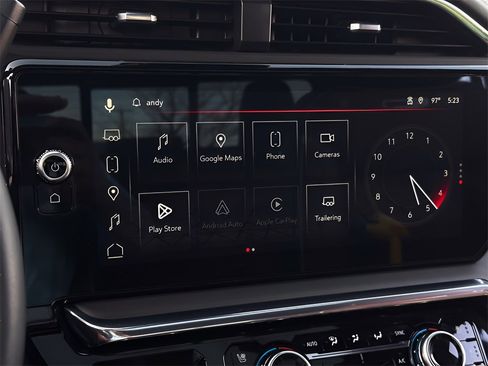 Used 2025 GMC Sierra 2500 Denali Ultimate w/ Max Trailering Package image 18