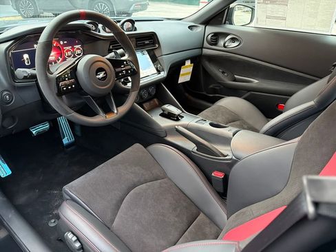 New 2026 Nissan Z NISMO w/ Floor Mat Package RWD image 13