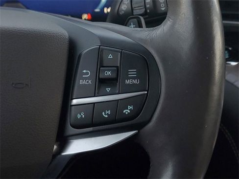 Certified 2020 Ford Explorer Platinum w/ Premium Technology Package image 18