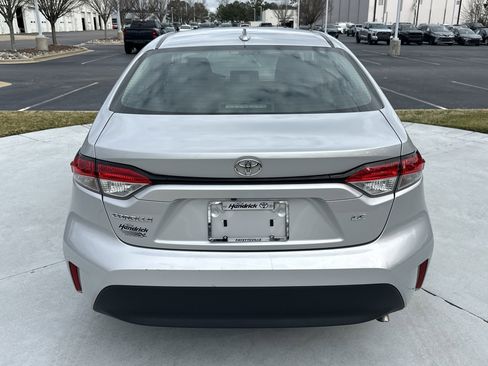 Certified 2024 Toyota Corolla LE image 9
