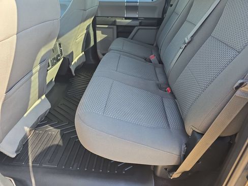 Used 2017 Ford F150 XLT w/ Equipment Group 302A Luxury AWD/4WD image 14