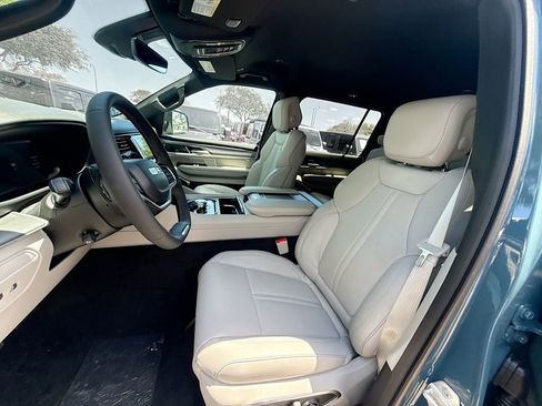 New 2026 Jeep Grand Wagoneer 2WD image 22