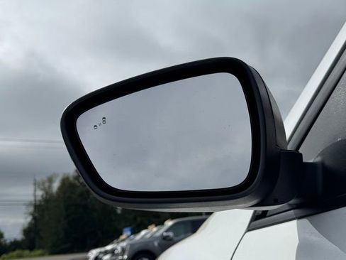 Used 2025 Ford Escape Active AWD/4WD image 36