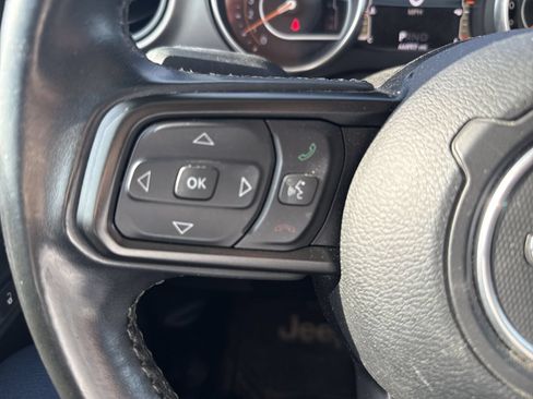 Used 2021 Jeep Wrangler Sport AWD/4WD image 16