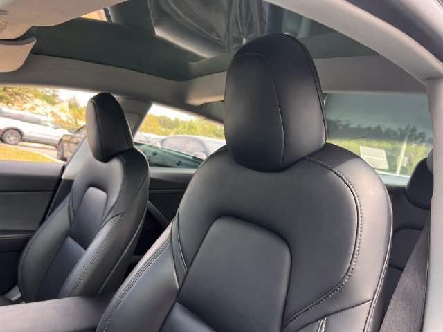 Used 2021 Tesla Model 3 Standard Range Plus RWD image 12