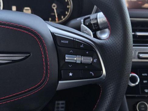 Used 2025 Genesis G70 3.3T Advanced w/ Sport Prestige Package image 12