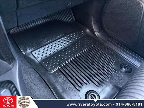 Certified 2023 Toyota 4Runner TRD Off-Road image 24