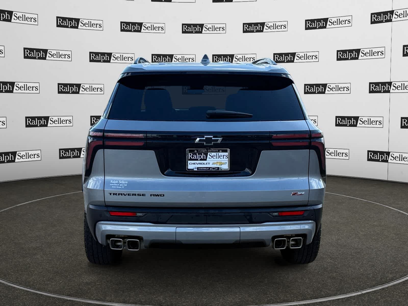 Used 2026 Chevrolet Traverse Z71 w/ Enhanced Driving Package AWD/4WD image 5