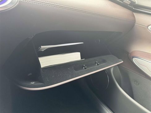 Certified 2023 Genesis GV70 2.5T Advanced w/ Advanced Package image 33