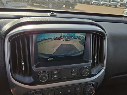 Used 2021 Chevrolet Colorado LT w/ Fleet Safety Package image 28