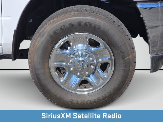 Used 2024 RAM 3500 Tradesman w/ Chrome Appearance Group AWD/4WD image 11