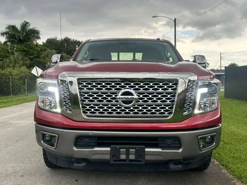 Used 2018 Nissan Titan Platinum Reserve w/ Platinum Utility Package AWD/4WD image 2