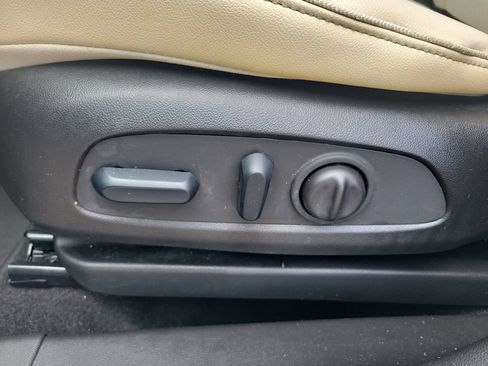 Used 2023 Buick Encore GX Select FWD image 17