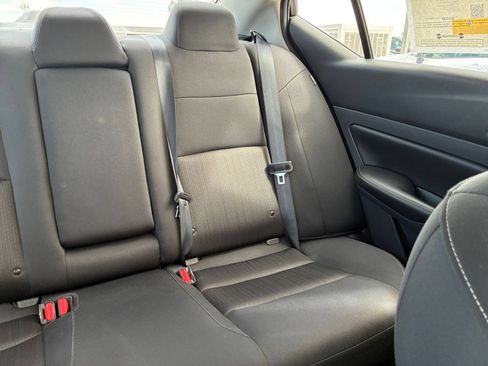 Used 2025 Nissan Altima 2.5 SV FWD image 36