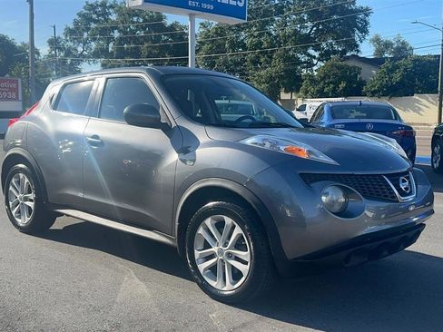 Used 2013 Nissan Juke SV AWD/4WD image 4