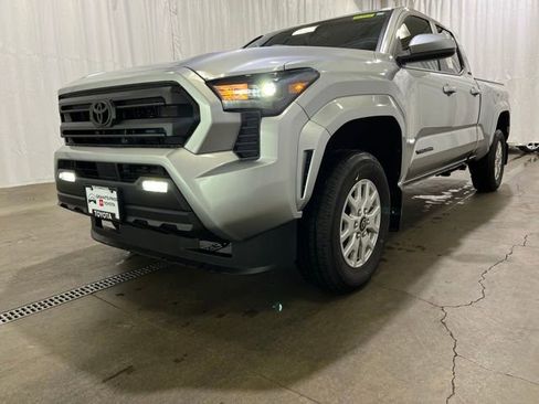 New 2026 Toyota Tacoma SR5 AWD/4WD image 22