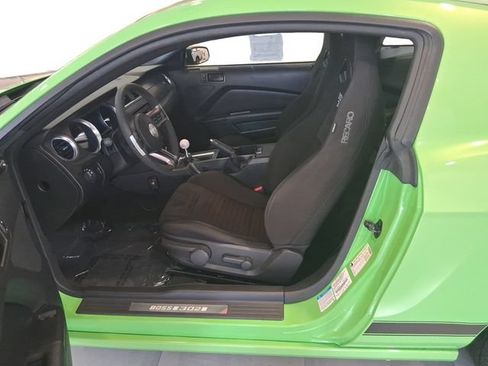 Used 2013 Ford Mustang Boss 302 w/ Boss 302 Accessory Pkg RWD image 10