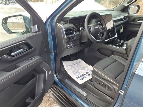 New 2026 GMC Yukon XL Elevation image 10