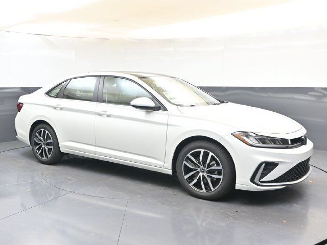 Used 2026 Volkswagen Jetta SE FWD image 7