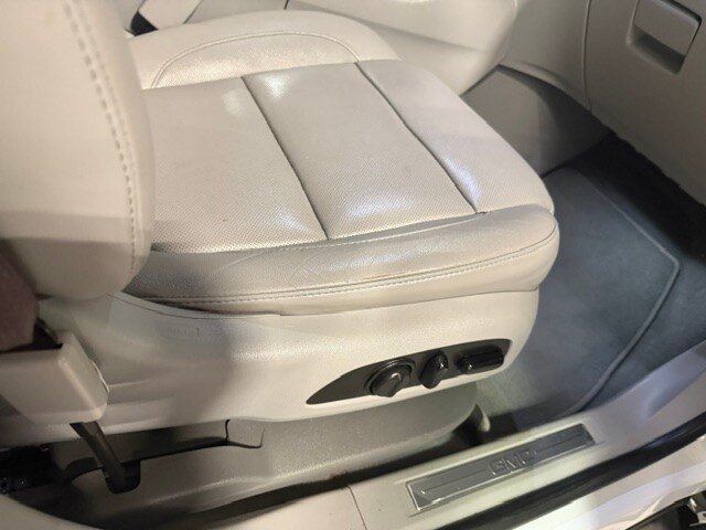 Used 2017 GMC Acadia SLT AWD/4WD image 10