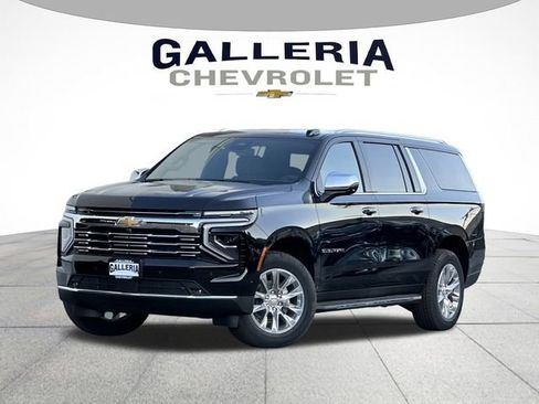 New 2026 Chevrolet Suburban Premier image 2