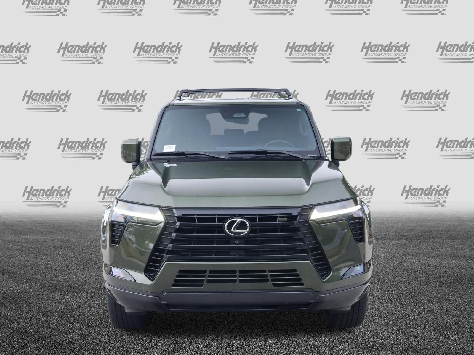 Used 2025 Lexus GX 550 w/ Accessory Package (Z1) AWD/4WD image 3