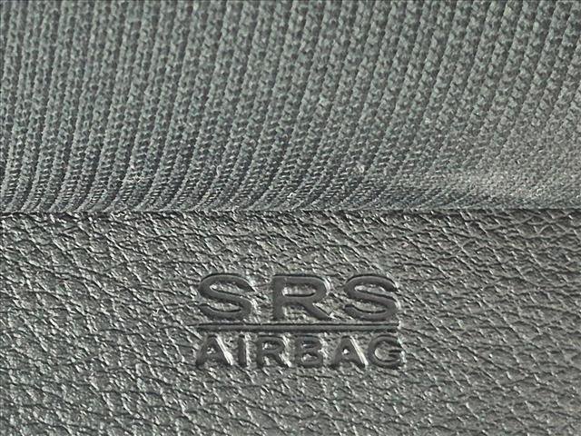 Used 2018 Jeep Grand Cherokee Overland AWD/4WD image 9