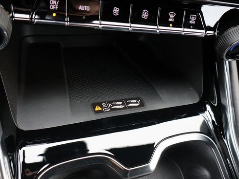 New 2026 Chevrolet Traverse LT w/ Driver Confidence Package image 18