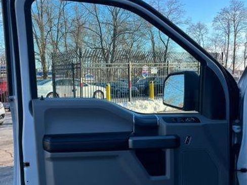 Used 2018 Ford F150 XLT w/ Equipment Group 302A Luxury image 11