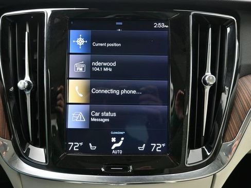 Used 2020 Volvo S60 T5 Momentum FWD image 12