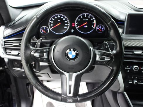 Used 2015 BMW X6 M image 16