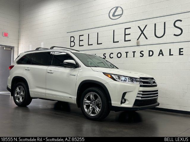 Used 2019 Toyota Highlander Limited AWD/4WD image 2