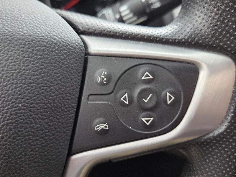 Used 2024 GMC Terrain SLE AWD/4WD image 33