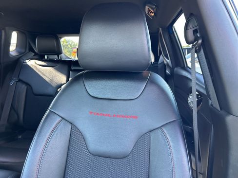 Used 2024 Jeep Compass Trailhawk w/ Trailhawk Convenience Group image 23