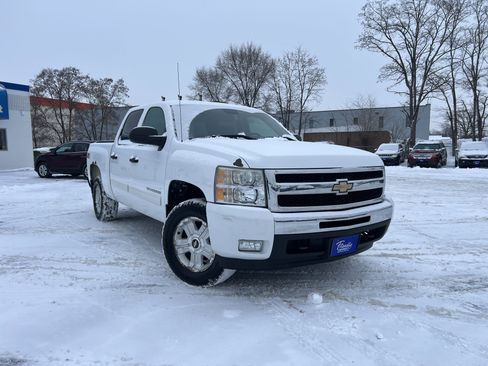 Used 2010 Chevrolet Silverado 1500 LT w/ Power Pack Plus image 2