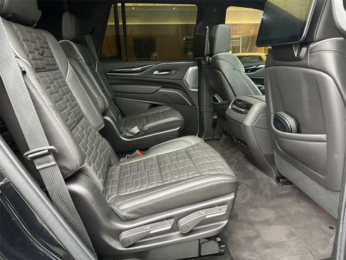 Certified 2023 Cadillac Escalade V w/ Heavy-Duty Trailer Package image 12