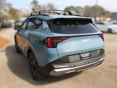 New 2026 Kia Sportage AWD Hybrid image 12