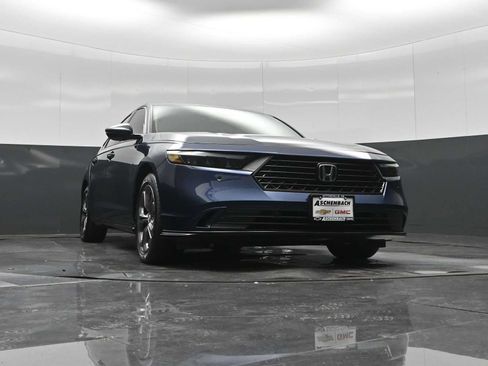 Used 2023 Honda Accord EX-L image 19