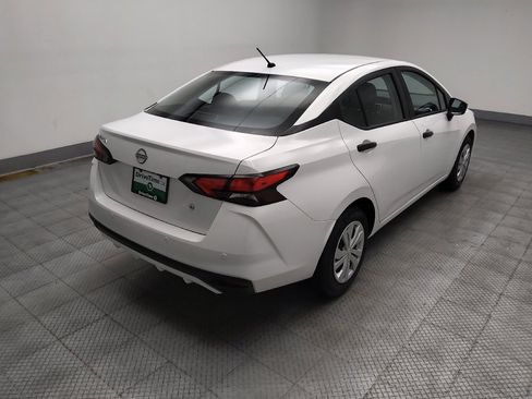 Used 2025 Nissan Versa S image 9