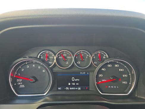 Used 2019 Chevrolet Silverado 1500 LT w/ All-Star Edition image 22