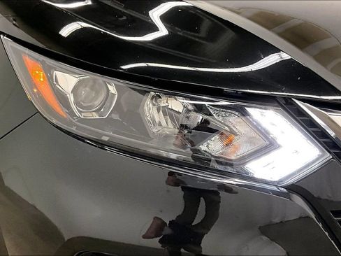 Used 2020 Nissan Rogue Sport SL AWD/4WD image 31