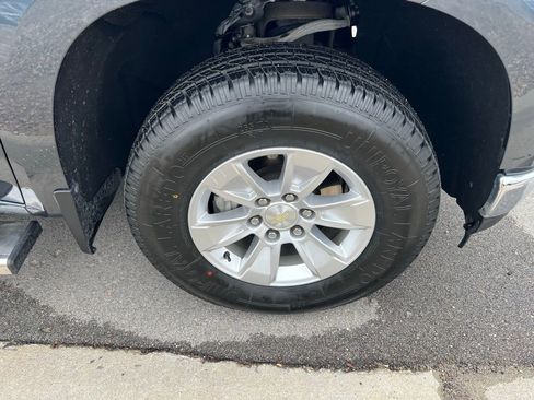 Used 2019 Chevrolet Silverado 1500 LT w/ All-Star Edition image 12