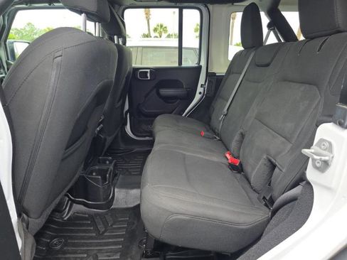 Used 2020 Jeep Wrangler Unlimited Sport S AWD/4WD image 5