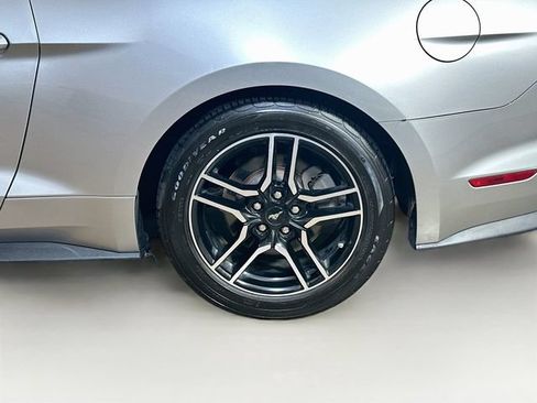 Used 2020 Ford Mustang Premium RWD image 5