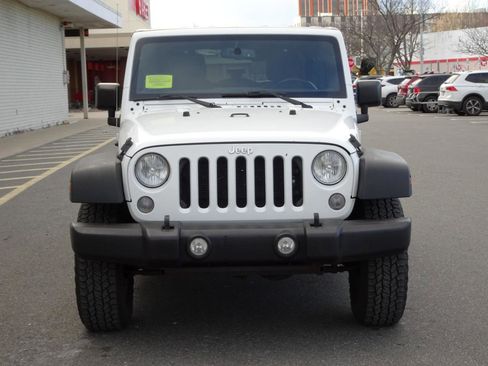 Used 2016 Jeep Wrangler Unlimited Sport w/ Quick Order Package 24S AWD/4WD image 2