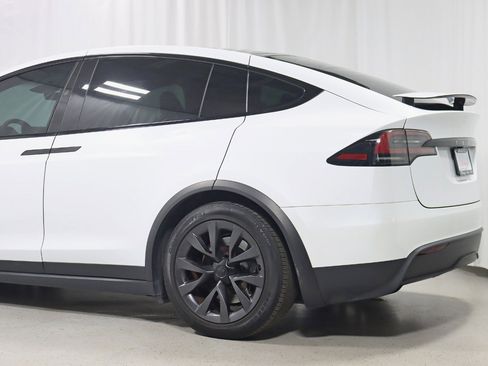 Used 2023 Tesla Model X AWD/4WD image 11