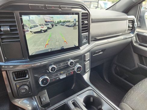 Certified 2022 Ford F150 XLT w/ Equipment Group 302A High image 19